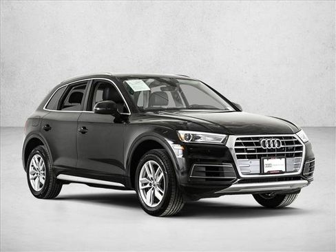Used 2020 Audi Q5 2.0T Premium image 3