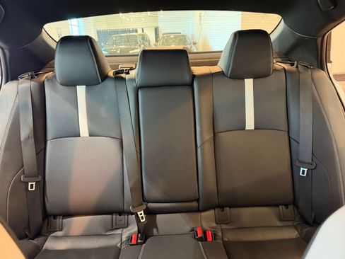 Used 2026 Toyota Camry SE FWD image 38