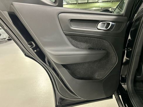 Certified 2023 Volvo XC40 B5 Plus w/ Protection Package Premier AWD/4WD image 20