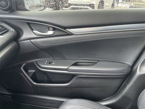 Used 2018 Honda Civic EX-L image 20