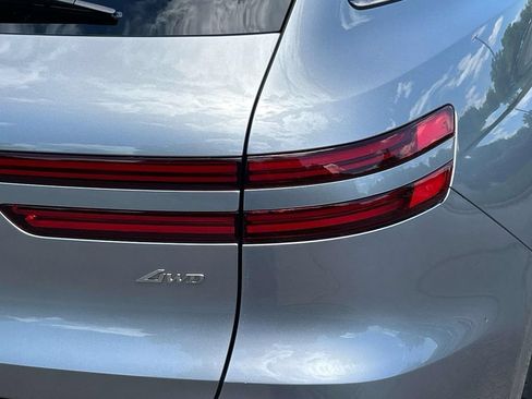 New 2026 Genesis GV70 2.5T Sport Prestige w/ G1 Accessory Package AWD/4WD image 10