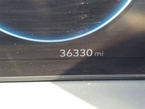 Used 2022 Hyundai Tucson Limited w/ Cargo Package image 28