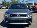 Certified 2021 Volkswagen Tiguan SE R-Line image 2