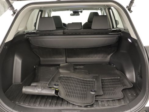 Used 2025 Toyota RAV4 XLE w/ Convenience Package AWD/4WD image 21