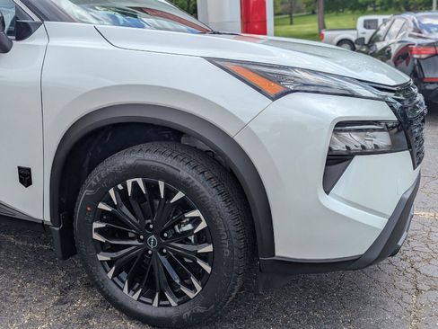 New 2026 Nissan Rogue SV AWD/4WD image 13
