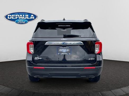 Used 2023 Ford Explorer XLT AWD/4WD image 5