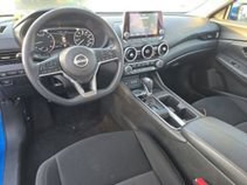 Used 2024 Nissan Sentra SV FWD image 19