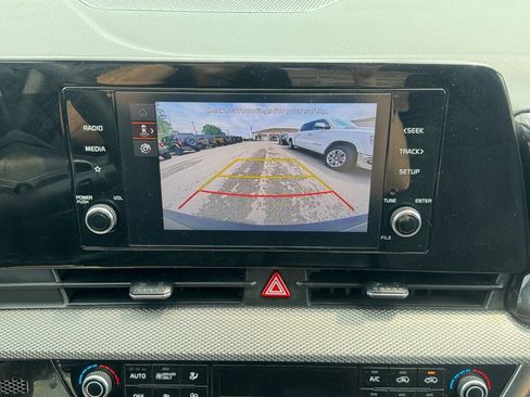 Certified 2023 Kia Sportage LX AWD/4WD image 18
