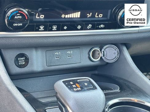 Certified 2025 Nissan Rogue SV FWD image 26