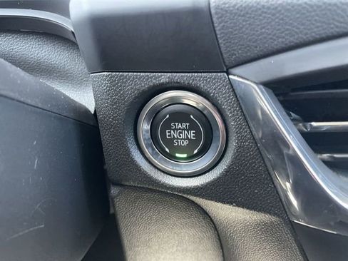 Certified 2025 Buick Encore GX Preferred AWD/4WD image 16