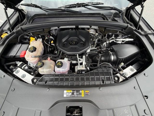 Used 2022 Jeep Grand Cherokee Limited 4xe w/ Luxury Tech Group II AWD/4WD image 19