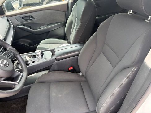 Used 2023 Nissan Rogue S FWD image 7