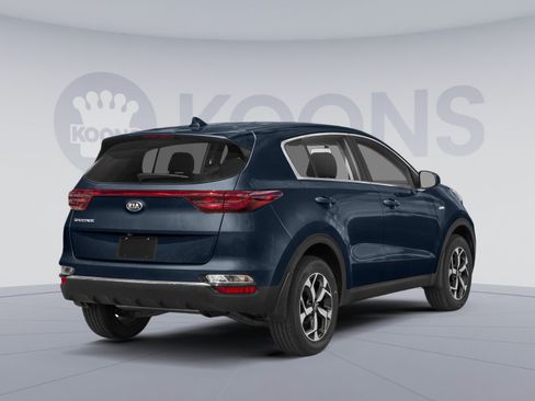 Used 2020 Kia Sportage LX w/ LX Popular Package AWD/4WD image 2