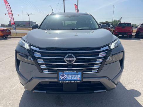 Certified 2025 Nissan Rogue SL AWD/4WD image 8