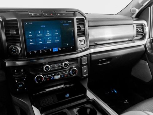 Used 2024 Ford F250 Lariat w/ Lariat Ultimate Package AWD/4WD image 34