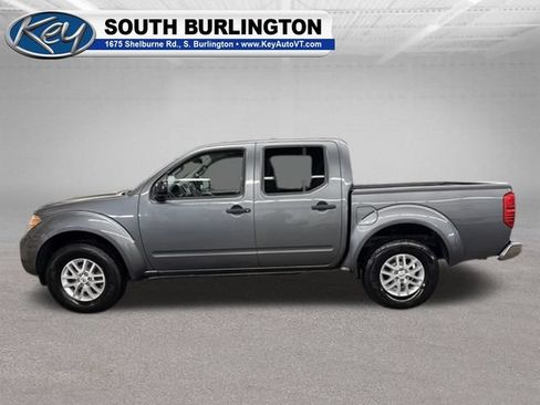 Used 2016 Nissan Frontier SV AWD/4WD image 3