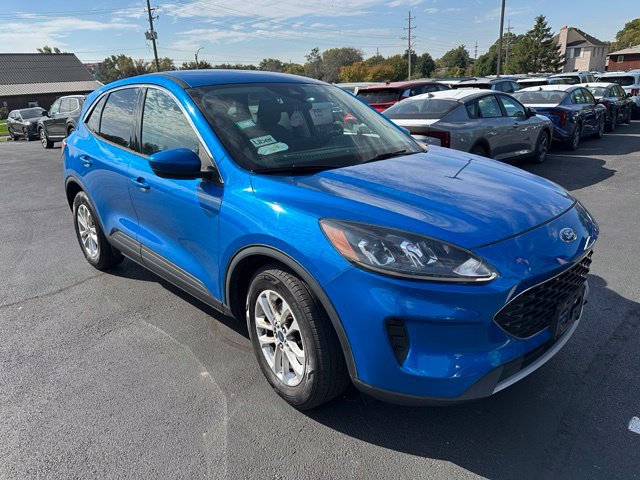Used 2021 Ford Escape SE w/ Cold Weather Package FWD image 3