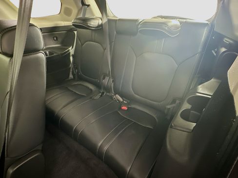 Used 2024 Honda Pilot Elite image 30