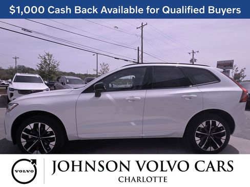 New 2026 Volvo XC60 B5 Plus w/ Protection Package Premier AWD/4WD image 8