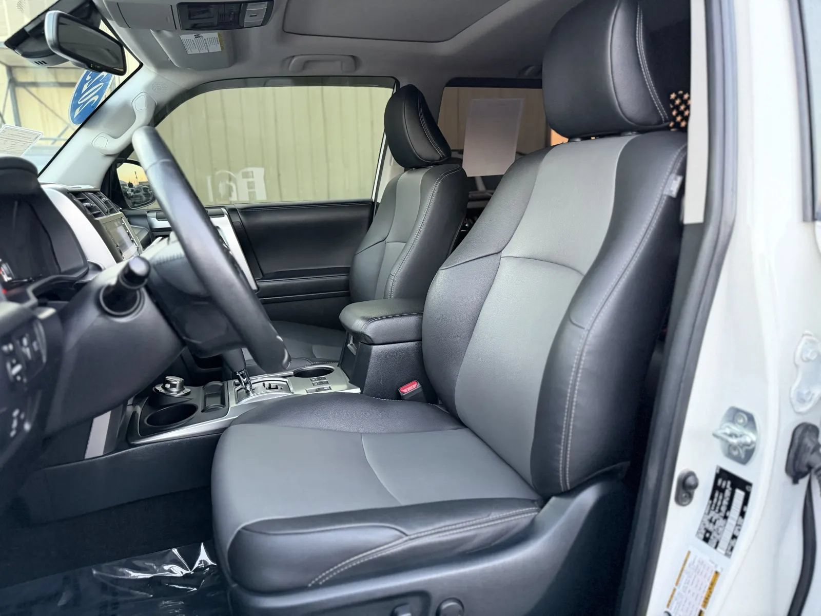 Used 2023 Toyota 4Runner SR5 Premium w/ Moonroof Package AWD/4WD image 15