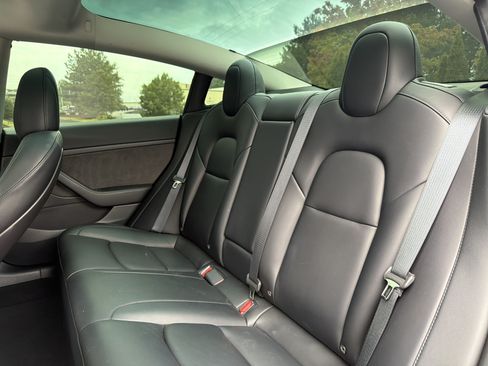 Used 2023 Tesla Model 3 Standard Range RWD image 8