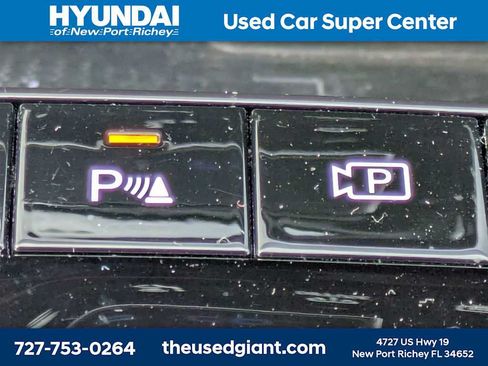 Certified 2024 Hyundai Tucson Limited AWD/4WD image 32