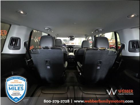 Used 2023 Jeep Grand Cherokee L Limited w/ Trailer Tow Group (B) AWD/4WD image 10