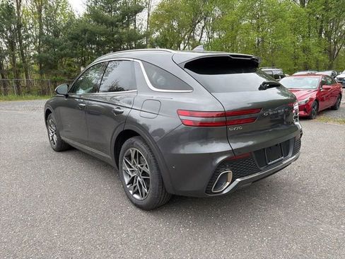 Used 2022 Genesis GV70 2.5T w/ Advanced Package AWD/4WD image 4