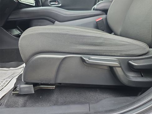 Used 2019 Honda HR-V EX image 13