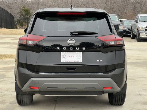 Certified 2023 Nissan Rogue SV image 5