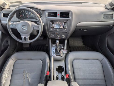Used 2014 Volkswagen Jetta SEL FWD image 11