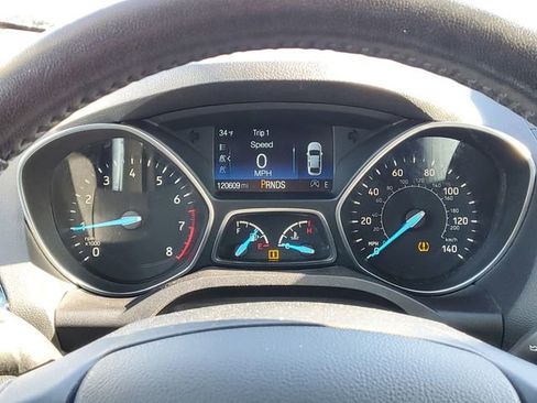 Used 2019 Ford Escape Titanium w/ U9j03 - Titanium Tow Package image 22