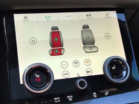 Used 2018 Land Rover Range Rover Velar R-Dynamic SE image 25