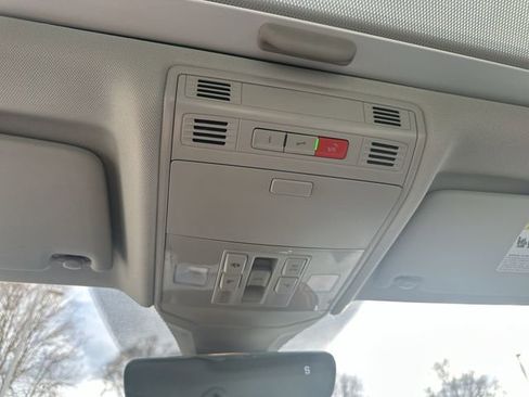 New 2026 Volkswagen Jetta SE image 25