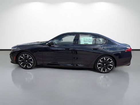 New 2027 BMW 550e xDrive w/ Executive Package AWD/4WD image 6