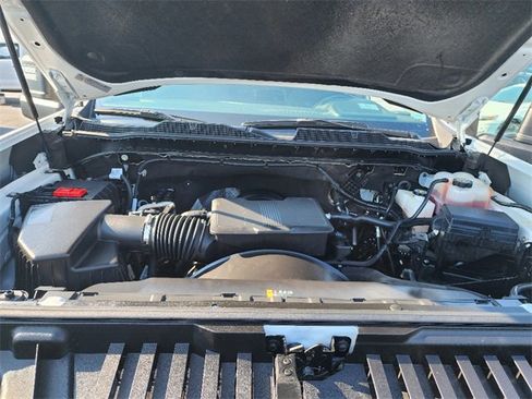 Used 2024 Chevrolet Silverado 2500 LT image 18