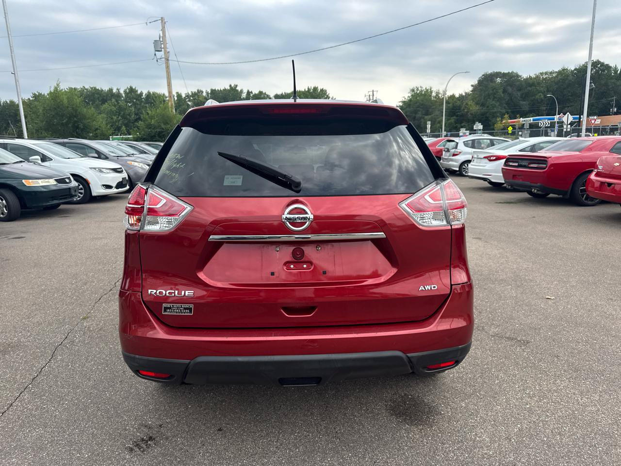 Used 2016 Nissan Rogue S w/ Appearance Package AWD/4WD image 6