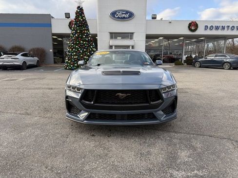 Used 2024 Ford Mustang GT Premium image 4