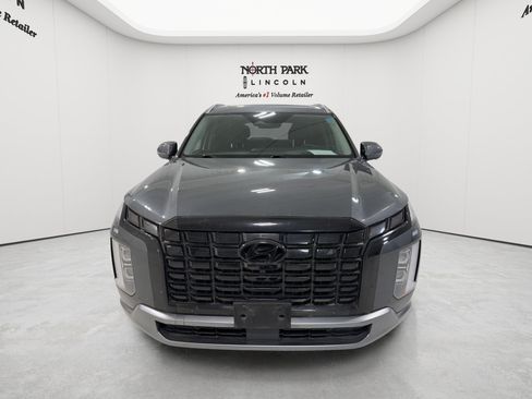 Used 2024 Hyundai Palisade Limited FWD image 8