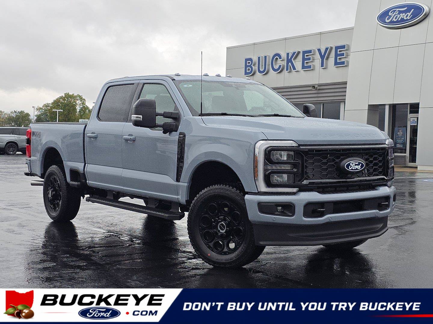 New 2027 Ford F350 Lariat w/ Black Appearance Package AWD/4WD image 1