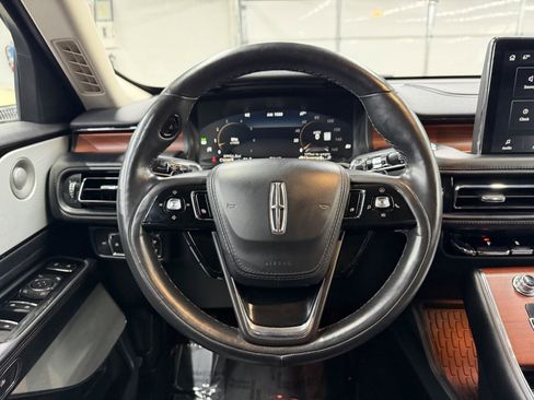 Used 2022 Lincoln Aviator Reserve w/ Equipment Group 201A image 13