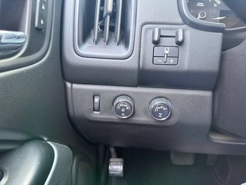 Used 2018 Chevrolet Colorado LT w/ LT Convenience Package AWD/4WD image 43