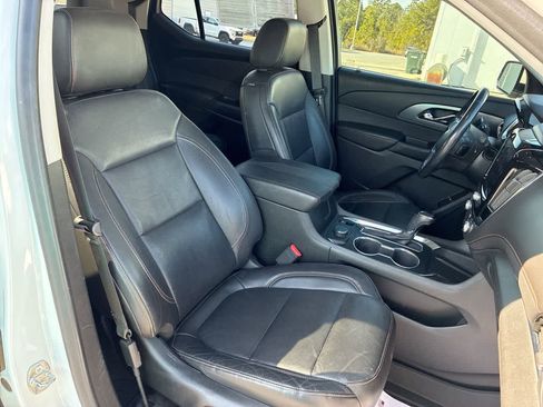 Used 2020 Chevrolet Traverse Premier w/ LPO, Floor Liner Package image 29