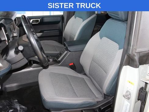Used 2024 Ford Bronco Outer Banks AWD/4WD image 16