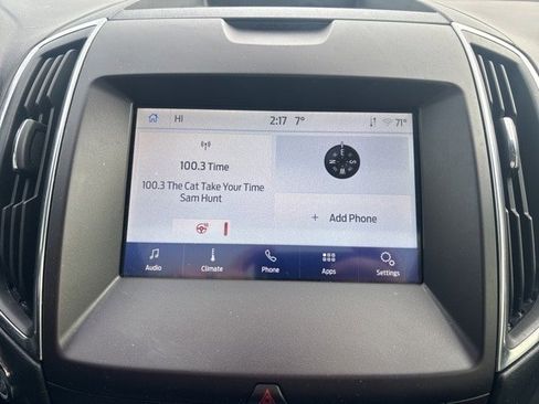 Used 2020 Ford Edge Titanium image 11