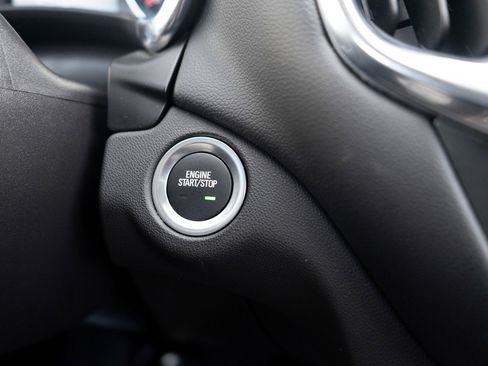 Used 2024 Chevrolet Equinox LT image 21