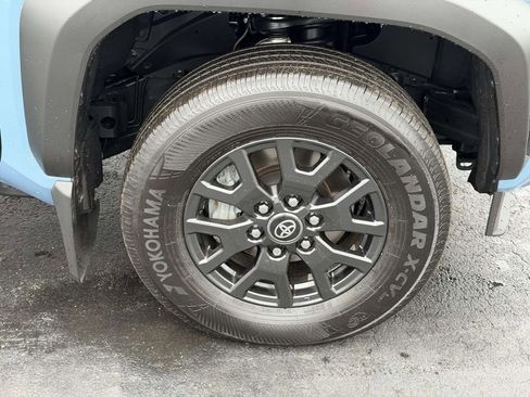 Used 2025 Toyota 4Runner SR5 image 9