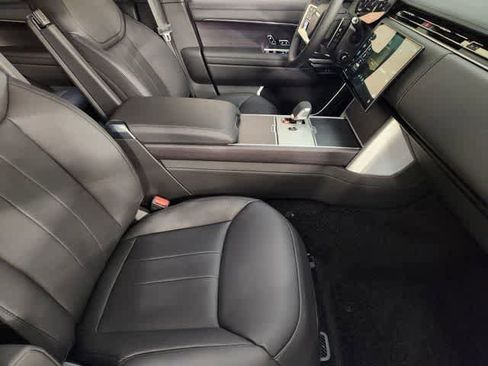 New 2026 Land Rover Range Rover SE AWD/4WD image 3