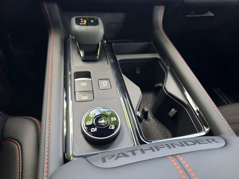 New 2026 Nissan Pathfinder Rock Creek AWD/4WD image 28