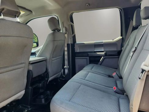 Used 2017 Ford F150 XLT w/ XTR Package image 21